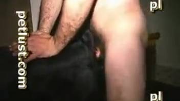 Intense anal intercourse with a canine in amateur bestiality video